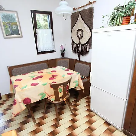 Apartment Vesna *